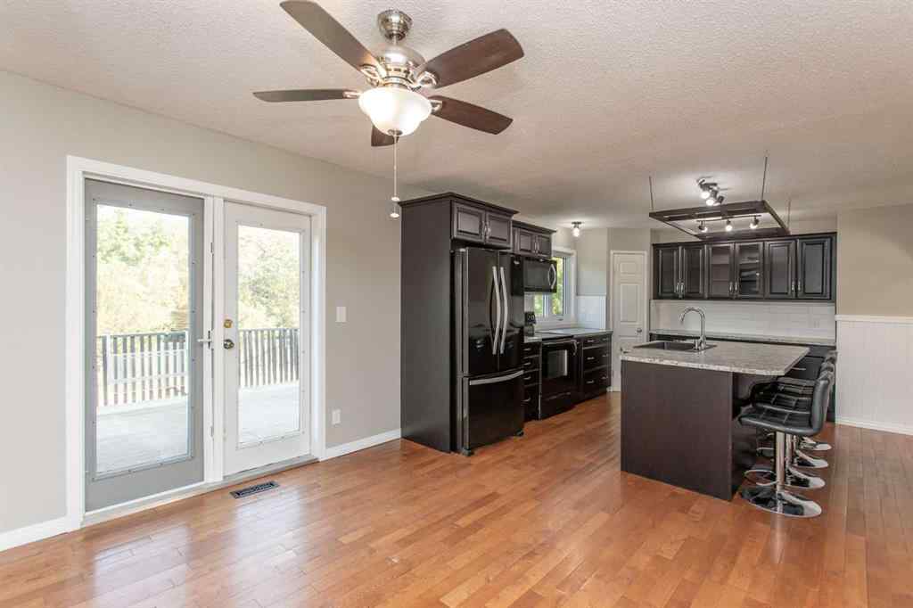 MLS® A2257121 - 30 Maple Bay  in Woodlands Lacombe, Residential