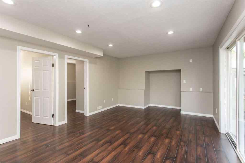 MLS® A2257121 - 30 Maple Bay  in Woodlands Lacombe, Residential