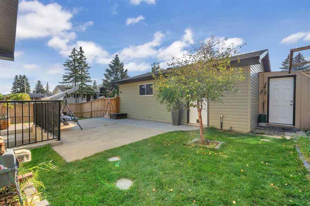 MLS® A2257122 - 2003 Pinepoint Road NE in Pineridge Calgary, Residential