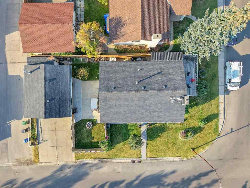 MLS® A2257122 - 2003 Pinepoint Road NE in Pineridge Calgary, Residential