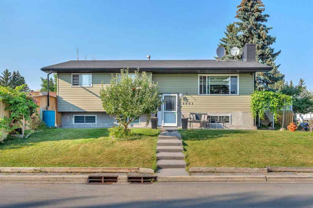 MLS® A2257122 - 2003 Pinepoint Road NE in Pineridge Calgary, Residential