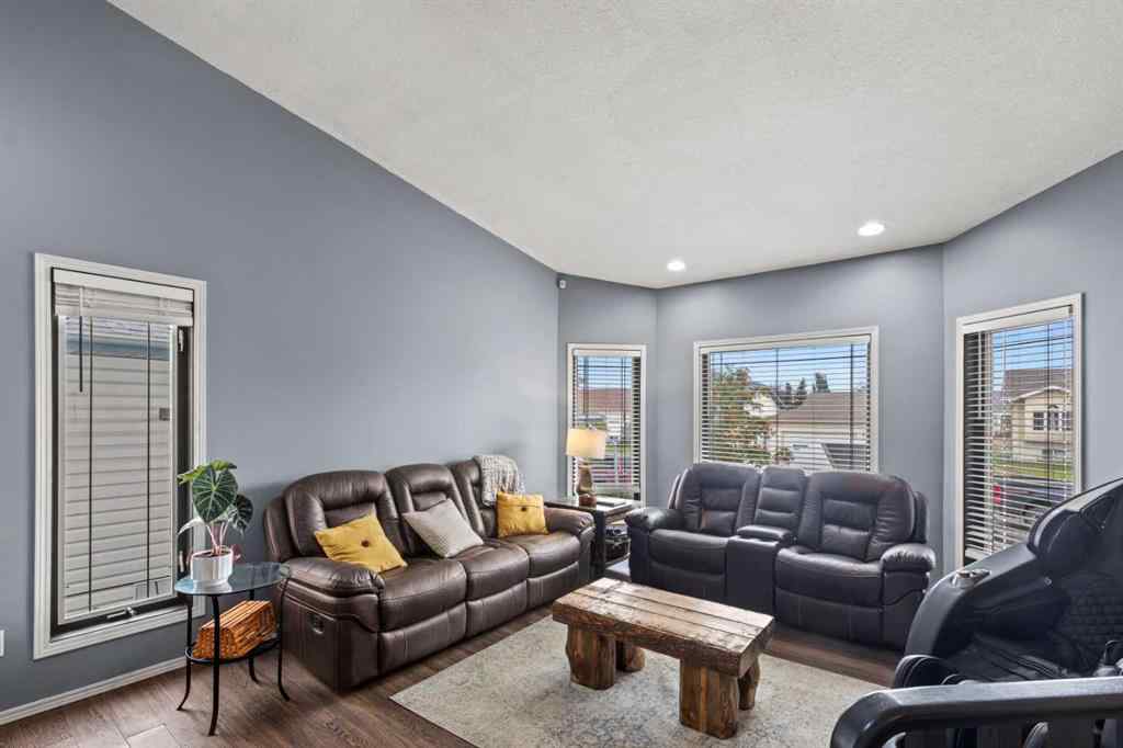 MLS® A2257123 - 7818 107 Street  in Mission Heights Grande Prairie, Residential
