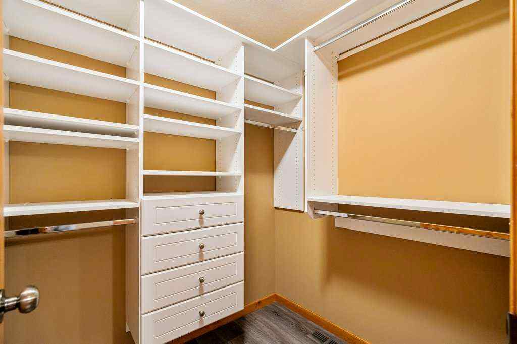 MLS® A2257125 - 136 Cranwell Crescent SE in Cranston Calgary, Residential