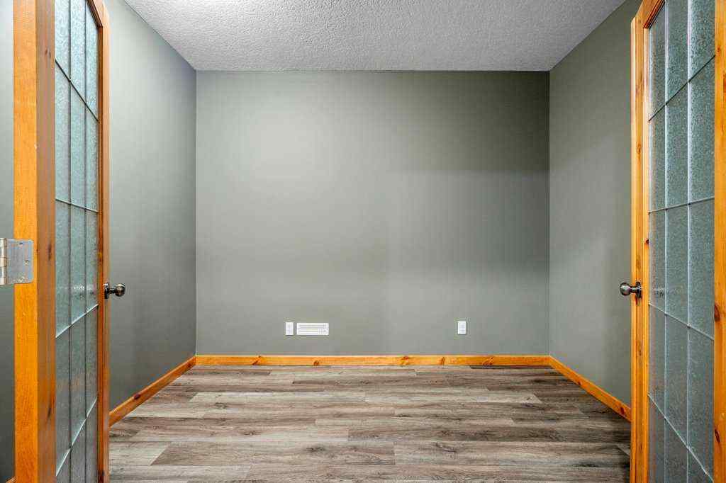 MLS® A2257125 - 136 Cranwell Crescent SE in Cranston Calgary, Residential