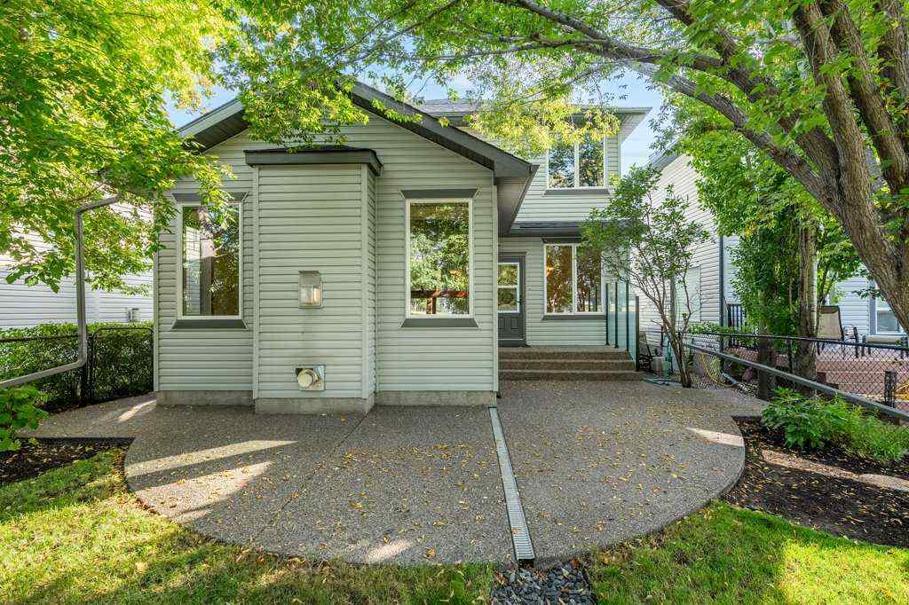 MLS® A2257125 - 136 Cranwell Crescent SE in Cranston Calgary, Residential