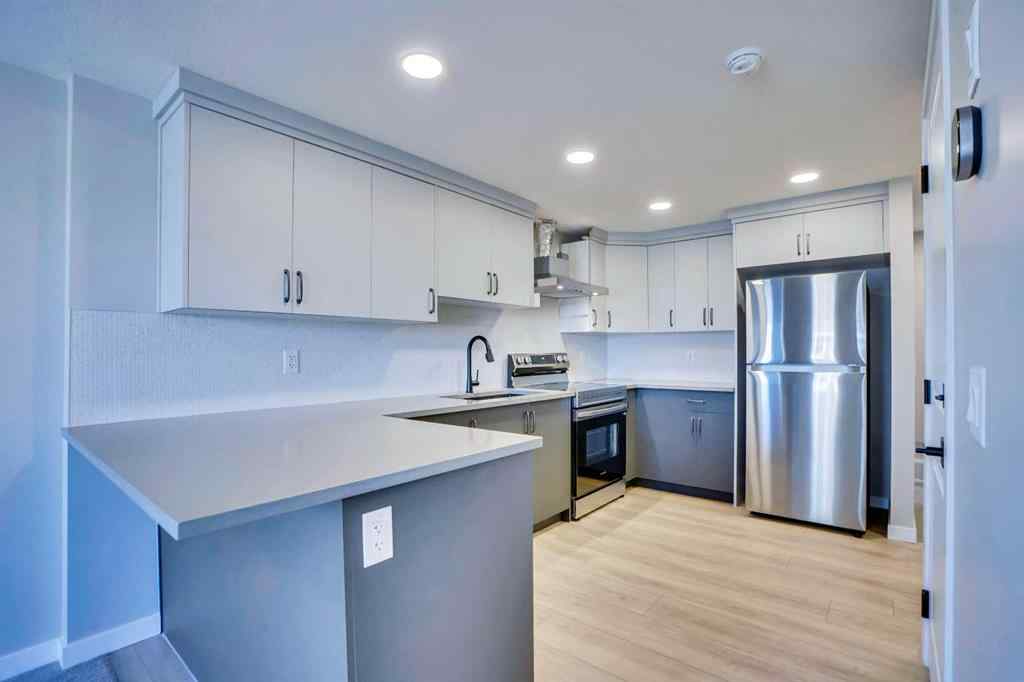MLS® A2257129 - 305 lucas Place NW in Livingston Calgary, Residential