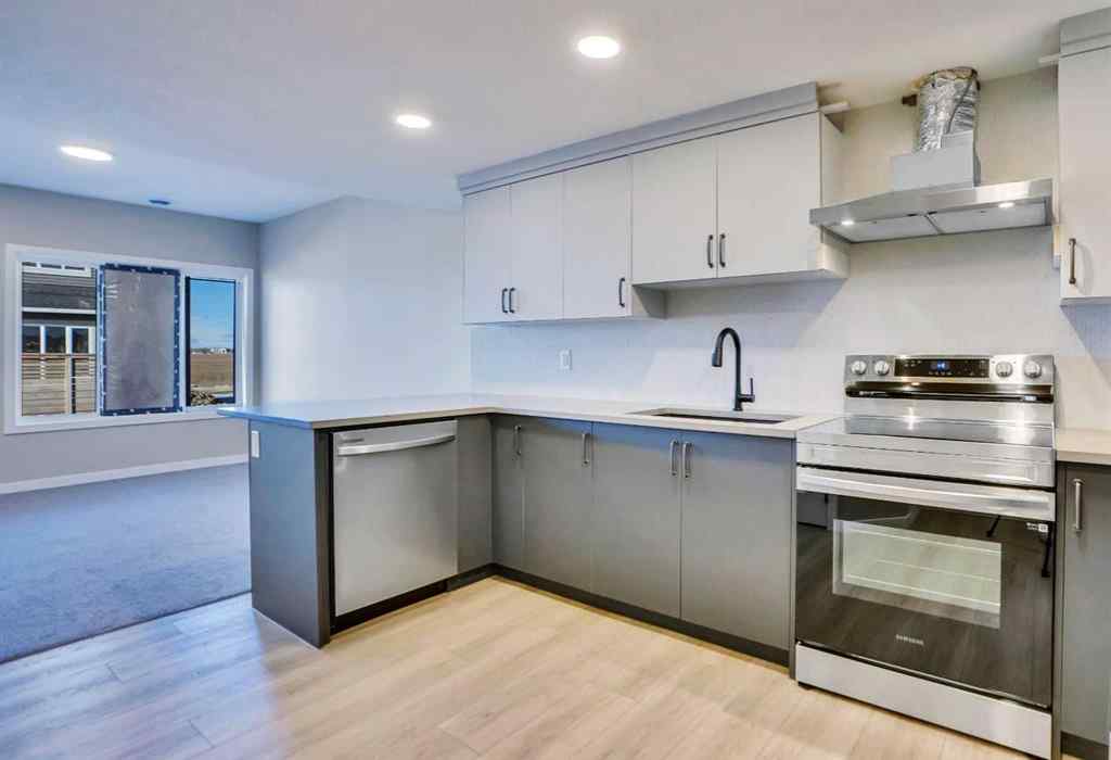 MLS® A2257129 - 305 lucas Place NW in Livingston Calgary, Residential