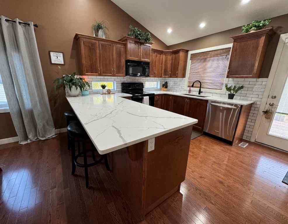MLS® A2257132 - 24 Illingworth Close  in Ironstone Red Deer, Residential