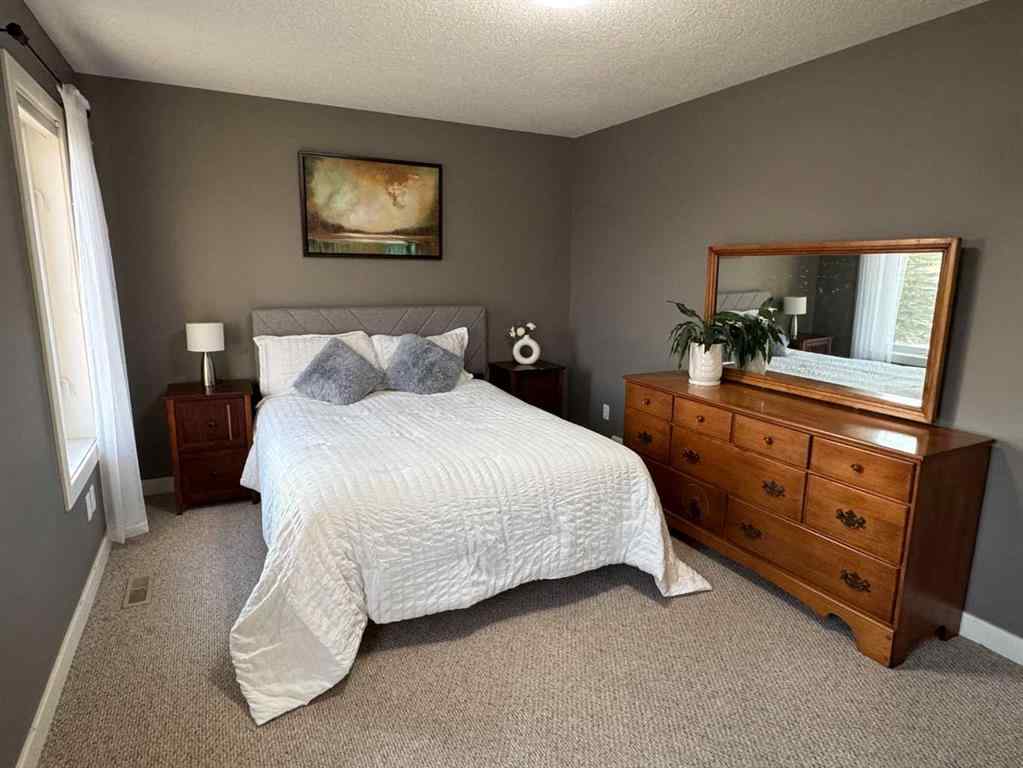 MLS® A2257132 - 24 Illingworth Close  in Ironstone Red Deer, Residential