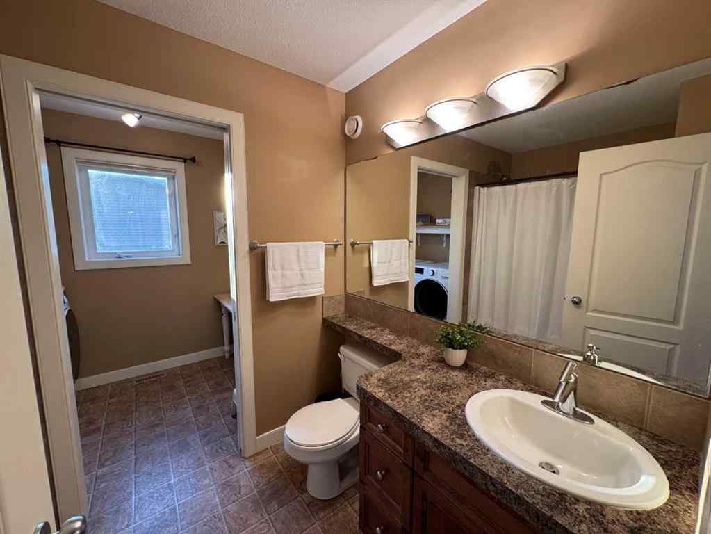 MLS® A2257132 - 24 Illingworth Close  in Ironstone Red Deer, Residential