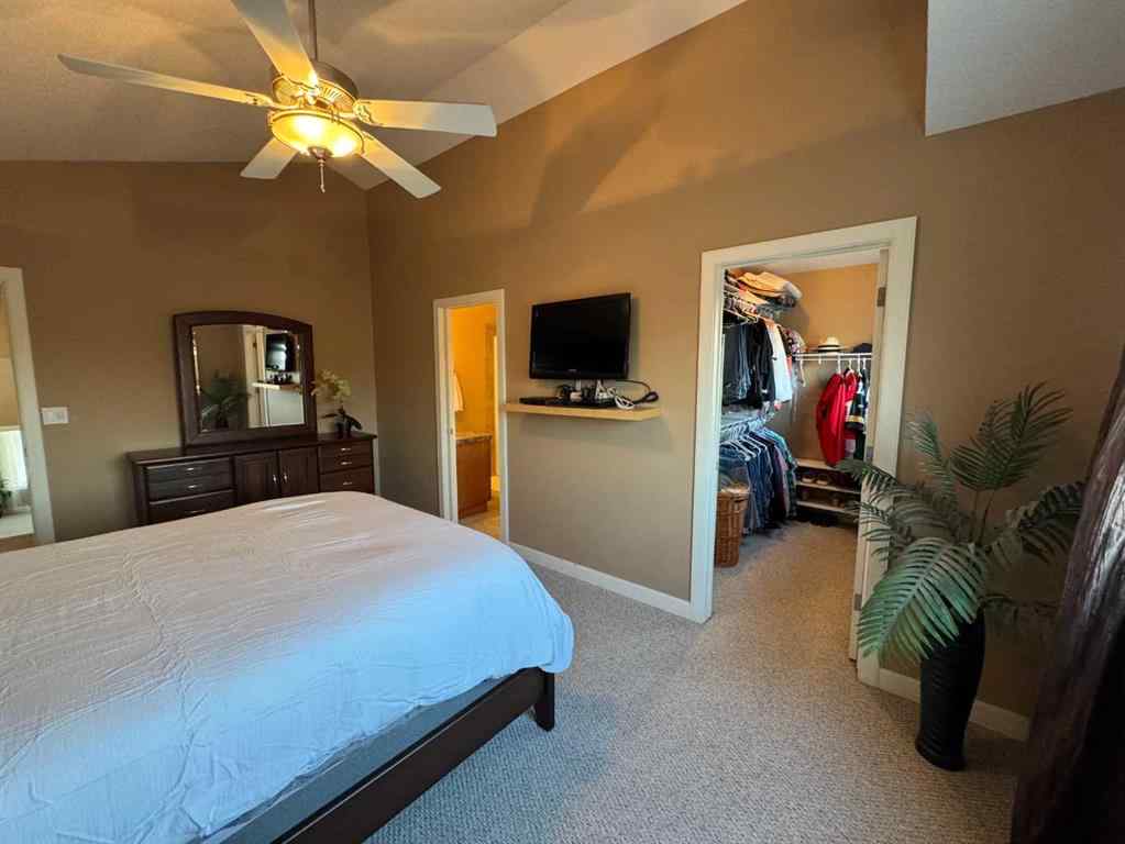 MLS® A2257132 - 24 Illingworth Close  in Ironstone Red Deer, Residential
