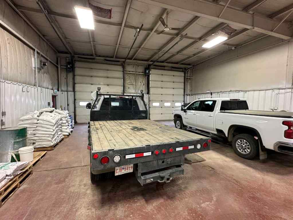 MLS® A2257141 - 8602 111A Street  in Richmond Industrial Park Grande Prairie, Commercial