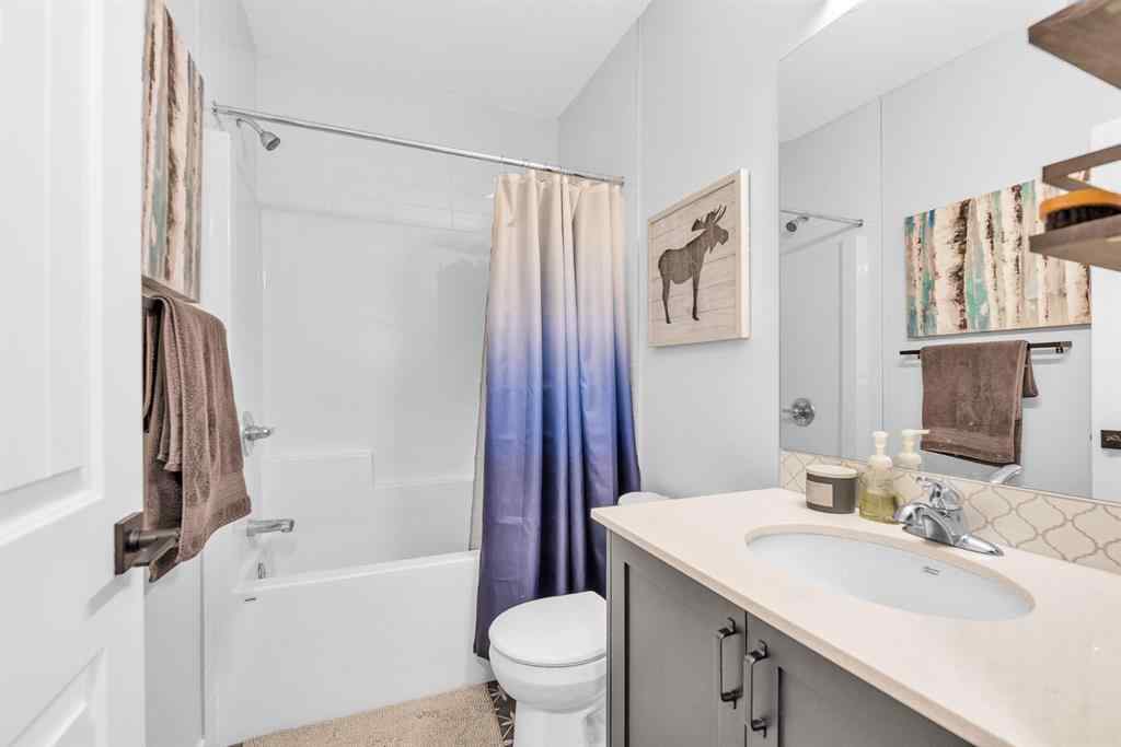 MLS® A2257144 - 32 Legacy Reach Crescent SE in Legacy Calgary, Residential