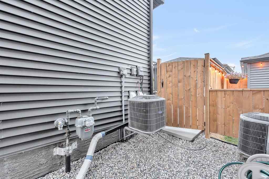 MLS® A2257144 - 32 Legacy Reach Crescent SE in Legacy Calgary, Residential
