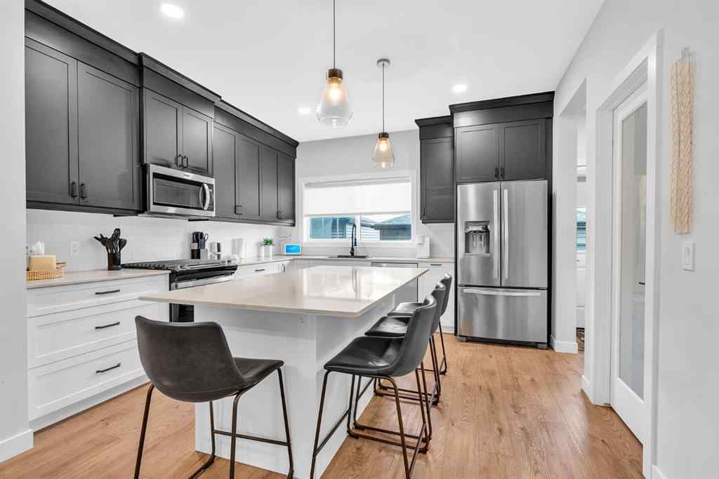 MLS® A2257144 - 32 Legacy Reach Crescent SE in Legacy Calgary, Residential