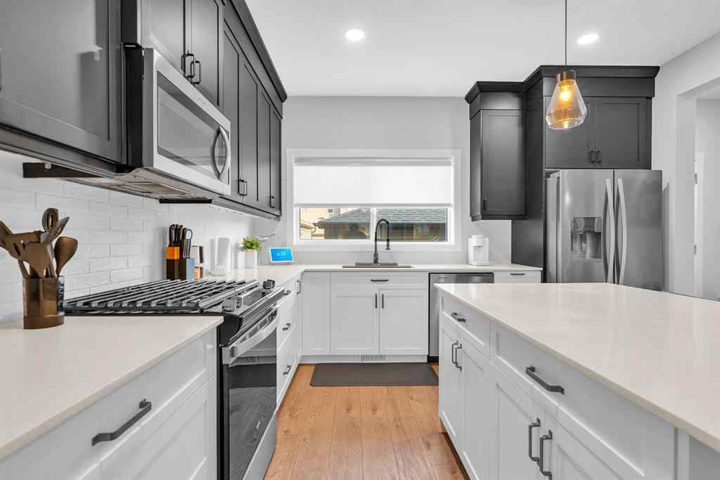 MLS® A2257144 - 32 Legacy Reach Crescent SE in Legacy Calgary, Residential
