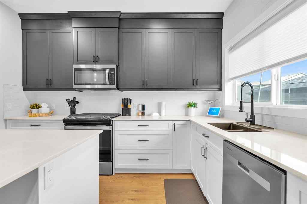 MLS® A2257144 - 32 Legacy Reach Crescent SE in Legacy Calgary, Residential