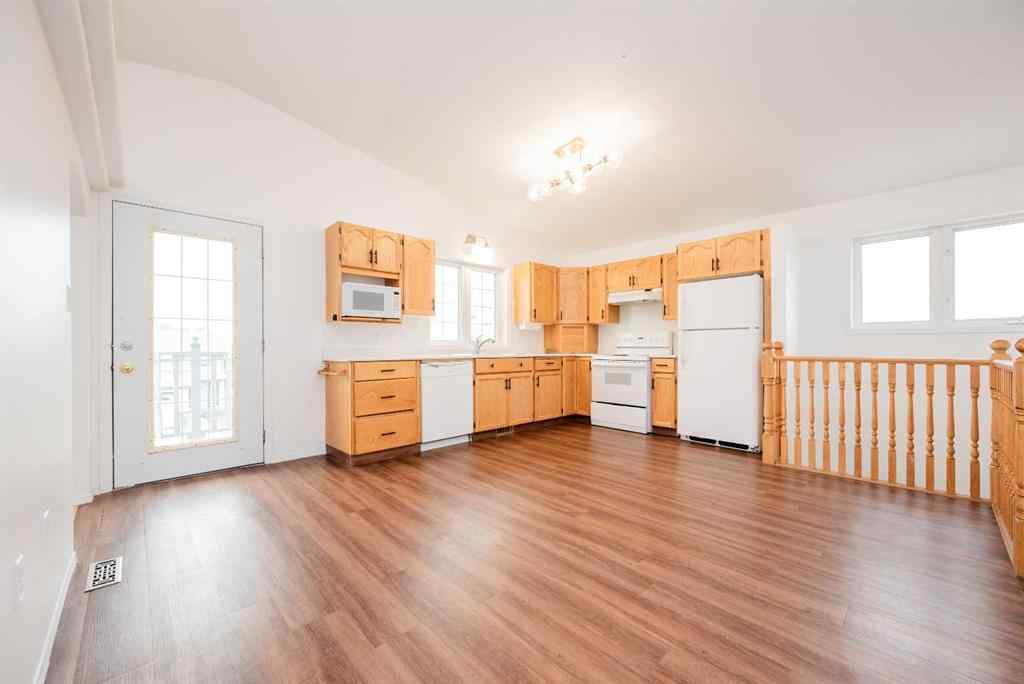MLS® A2257147 - 9628 124 Avenue  in Crystal Ridge Grande Prairie, Residential