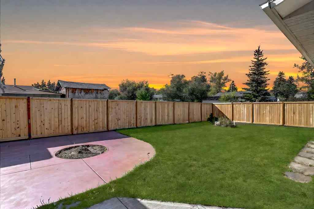 MLS® A2257150 - 9846 Prairie Road   in Patterson Place Grande Prairie, Residential