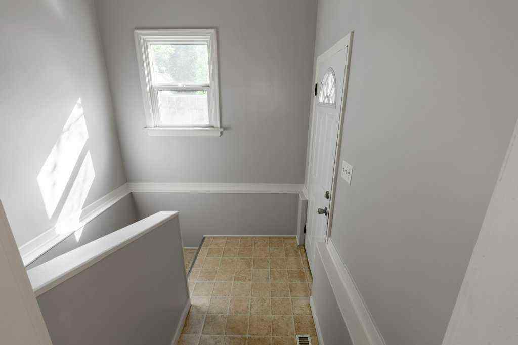 MLS® A2257151 - 1323 6 Avenue N in Westminster Lethbridge, Residential