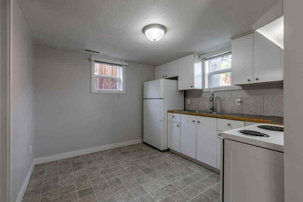 MLS® A2257151 - 1323 6 Avenue N in Westminster Lethbridge, Residential