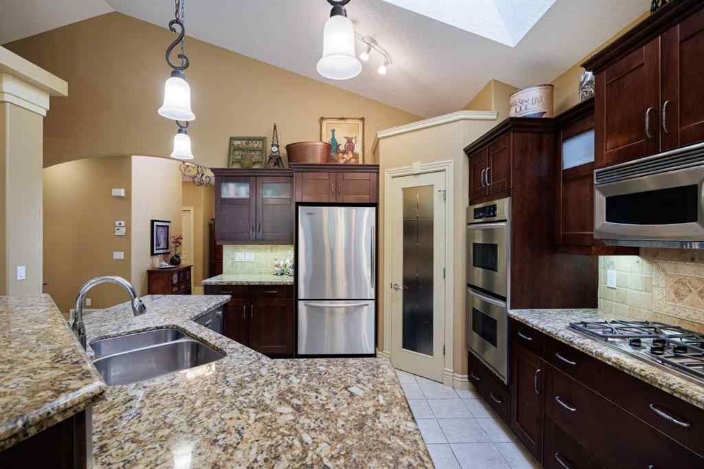 MLS® A2257152 - 38 Tuscany Glen Park NW in Tuscany Calgary, Residential