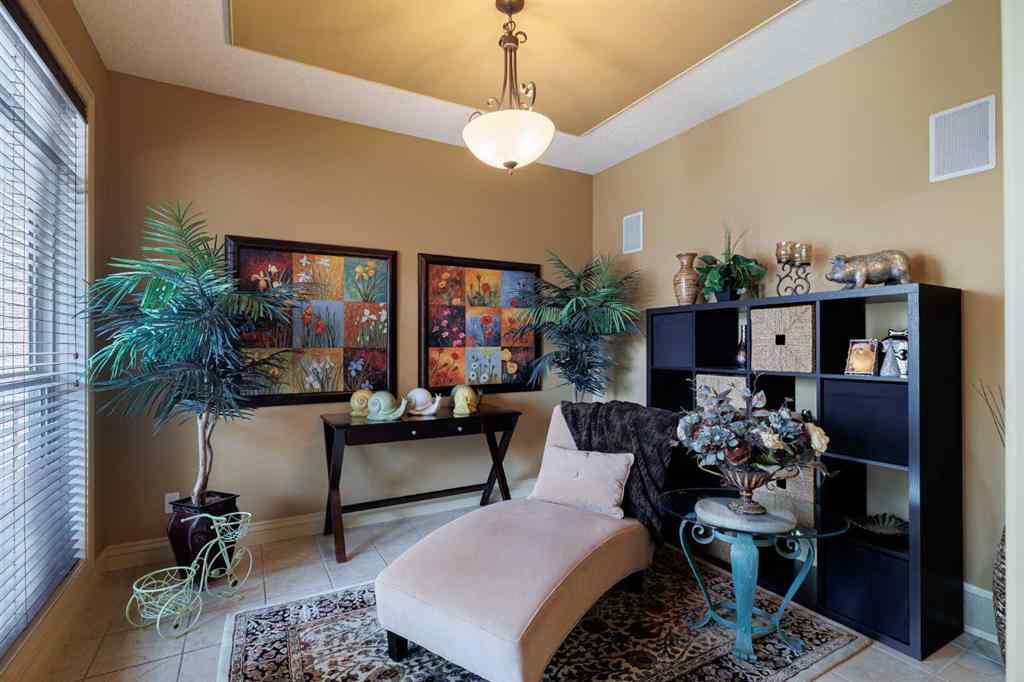 MLS® A2257152 - 38 Tuscany Glen Park NW in Tuscany Calgary, Residential
