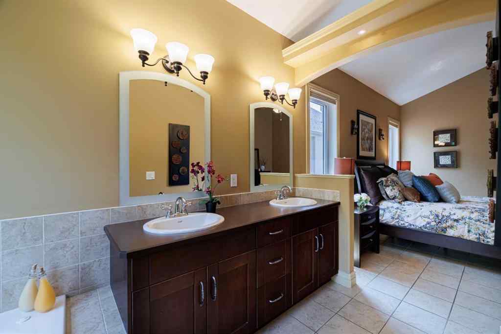 MLS® A2257152 - 38 Tuscany Glen Park NW in Tuscany Calgary, Residential