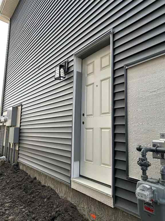 MLS® A2257156 - 345 Waterford Boulevard  in Waterford Chestermere, Residential