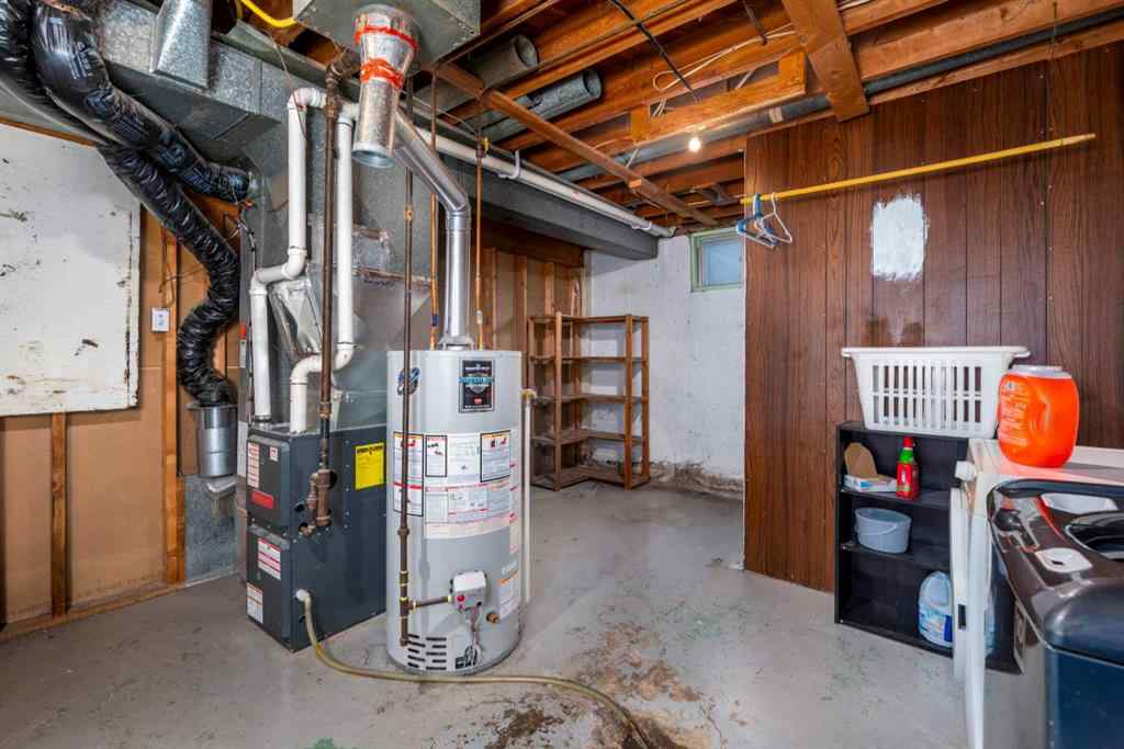 MLS® A2257157 - 5704 51 Street  in West Lloydminster Lloydminster, Residential