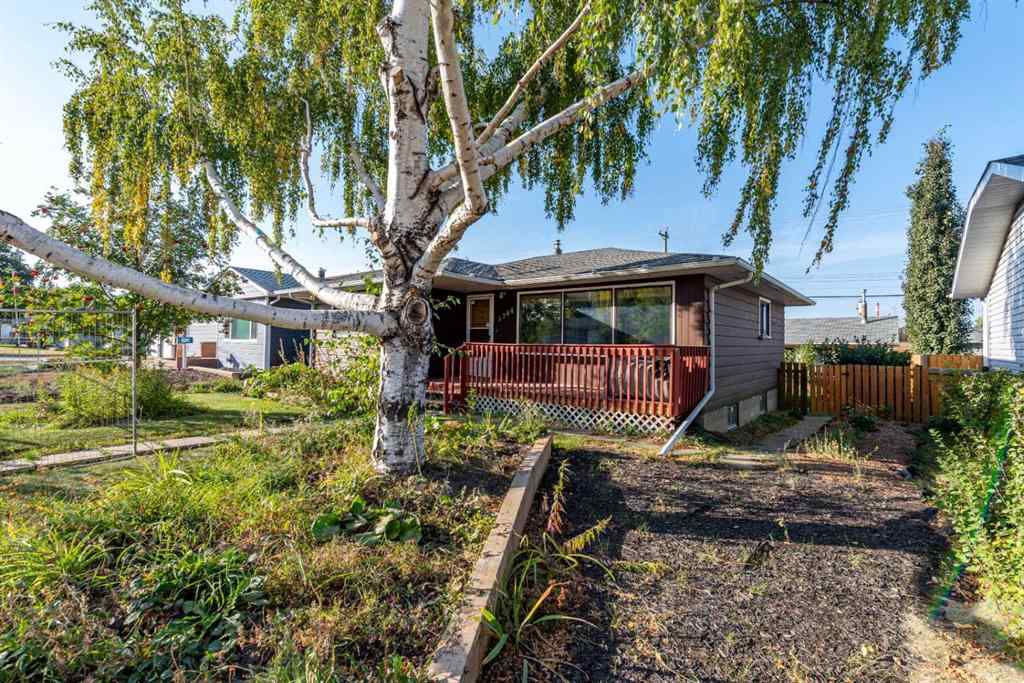 MLS® A2257157 - 5704 51 Street  in West Lloydminster Lloydminster, Residential