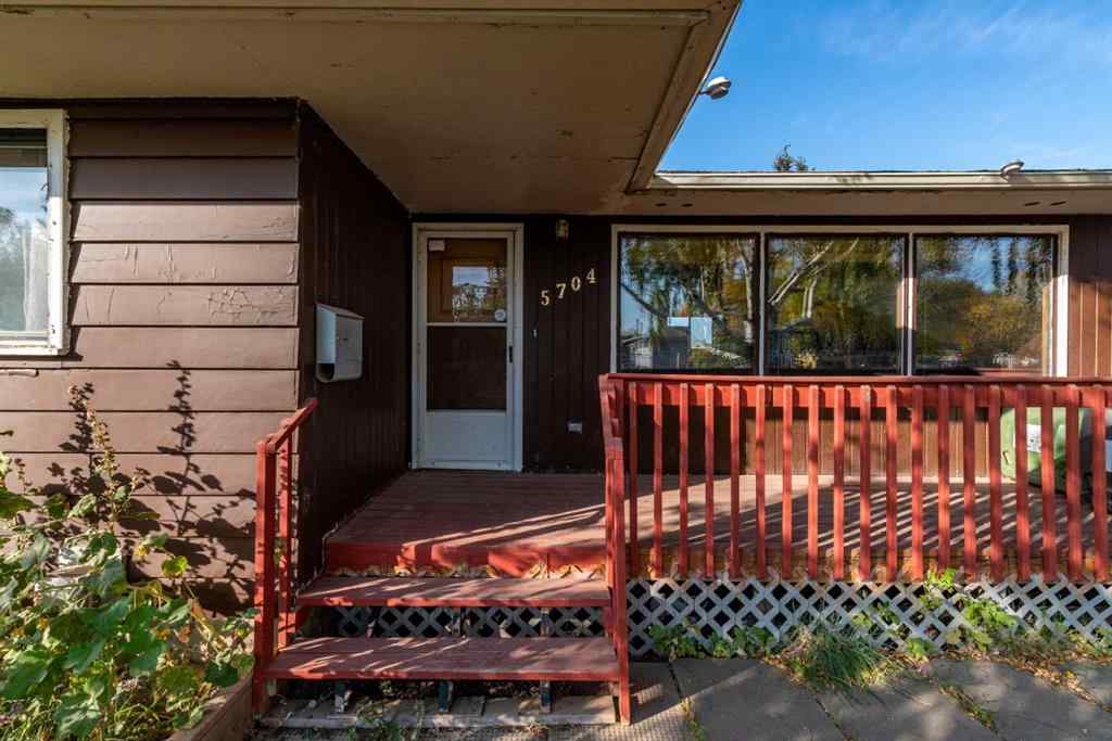 MLS® A2257157 - 5704 51 Street  in West Lloydminster Lloydminster, Residential