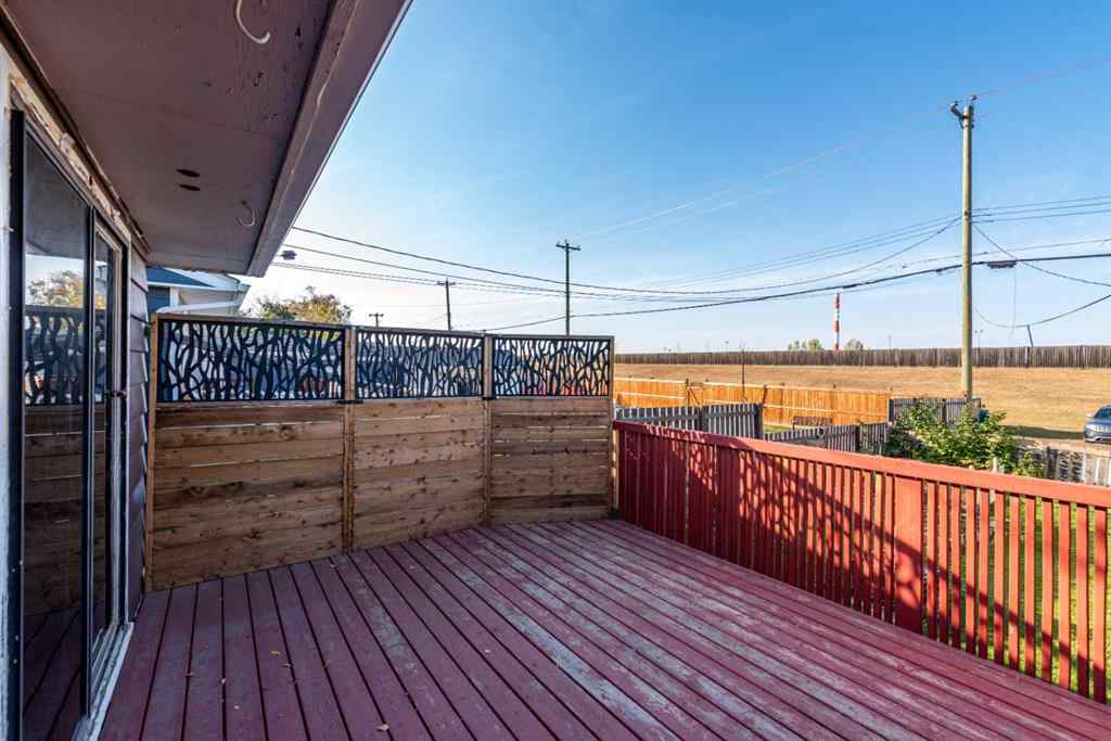 MLS® A2257157 - 5704 51 Street  in West Lloydminster Lloydminster, Residential