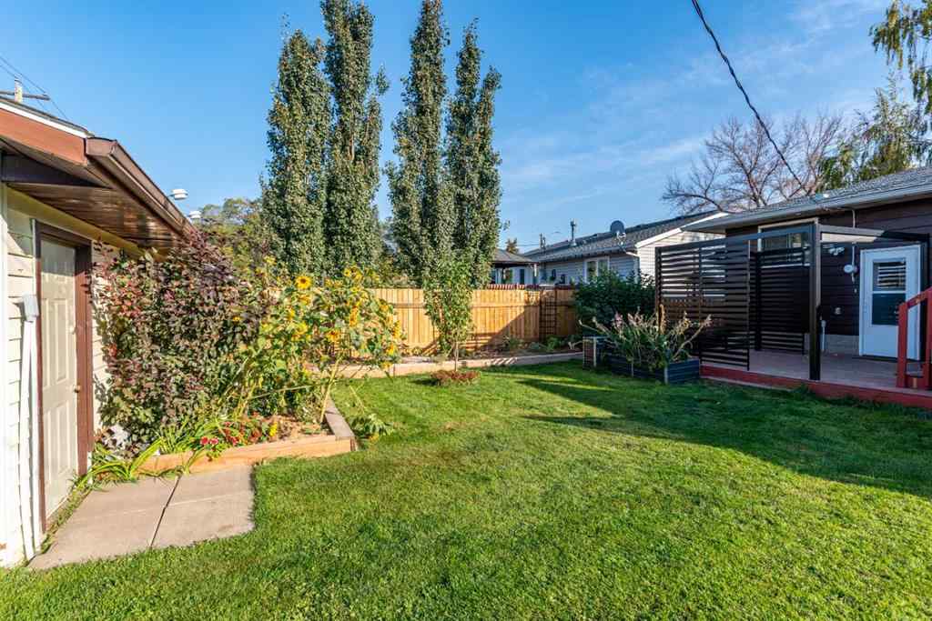 MLS® A2257157 - 5704 51 Street  in West Lloydminster Lloydminster, Residential