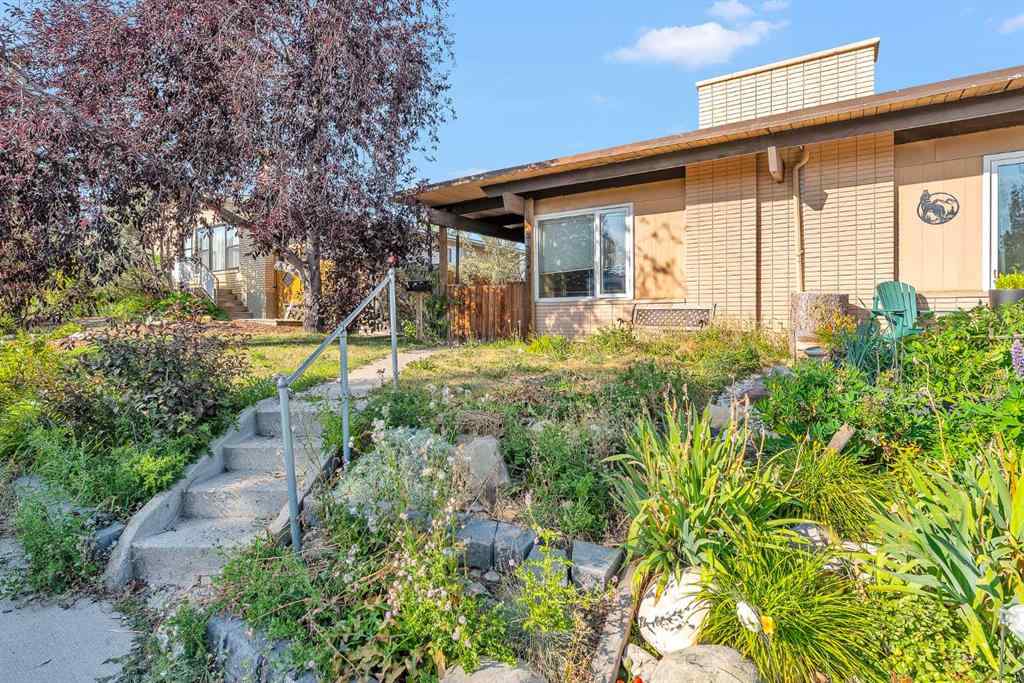 MLS® A2257158 - 28 Hilton Avenue NW in Highwood Calgary, Residential