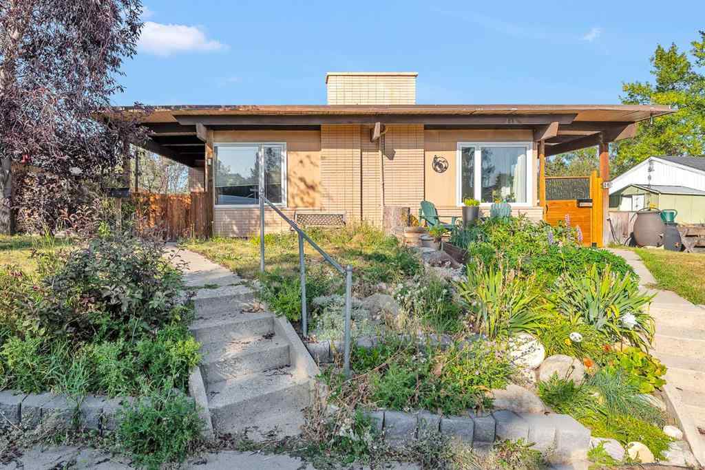 MLS® A2257158 - 28 Hilton Avenue NW in Highwood Calgary, Residential