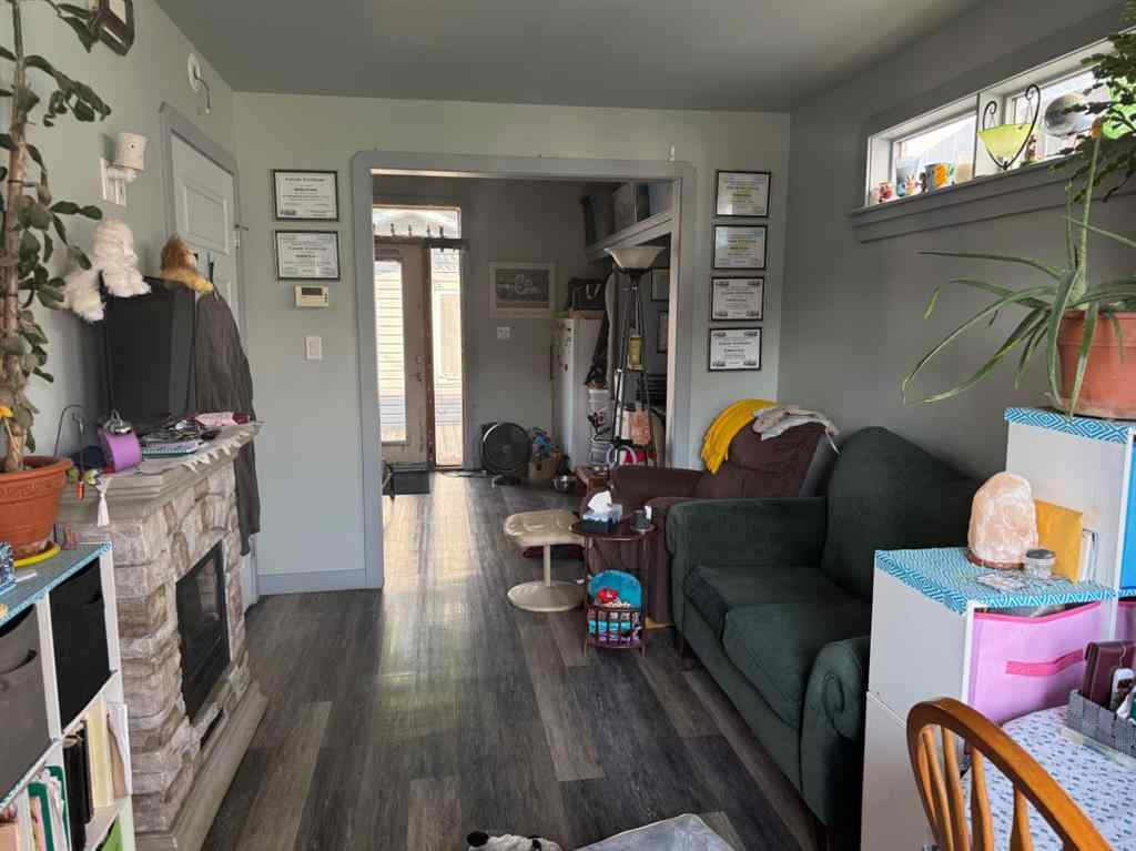 MLS® A2257161 - 690 3 Avenue W   in Downtown Drumheller, Residential
