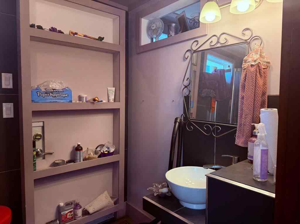 MLS® A2257161 - 690 3 Avenue W   in Downtown Drumheller, Residential