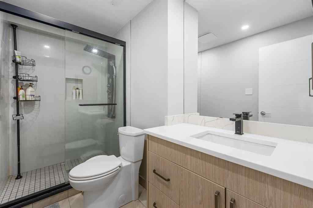 MLS® A2257165 - 7239 Hunterdale Road NW in Huntington Hills Calgary, Residential