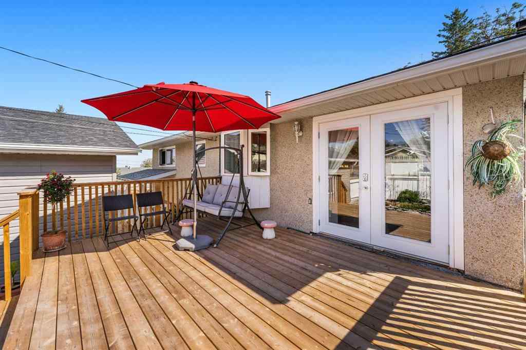 MLS® A2257165 - 7239 Hunterdale Road NW in Huntington Hills Calgary, Residential