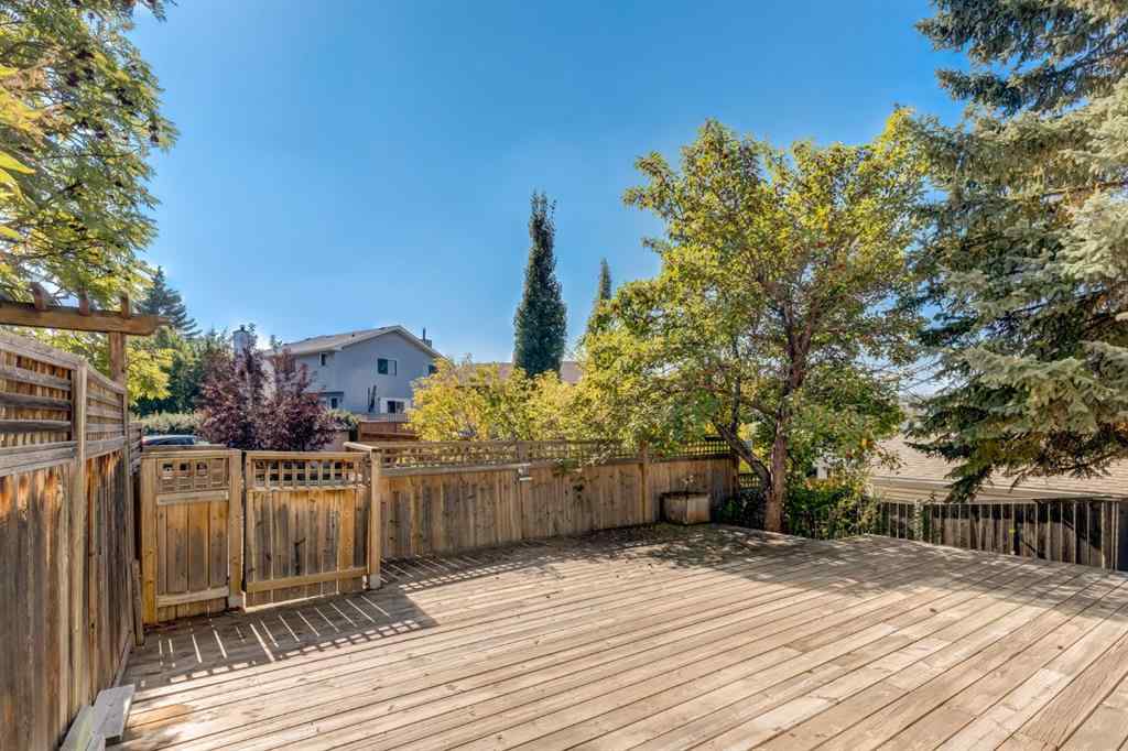 MLS® A2257169 - 5107 32 Avenue SW in Glenbrook Calgary, Residential