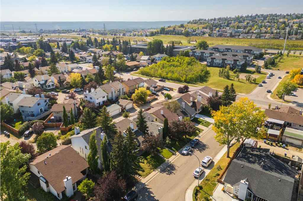 MLS® A2257169 - 5107 32 Avenue SW in Glenbrook Calgary, Residential