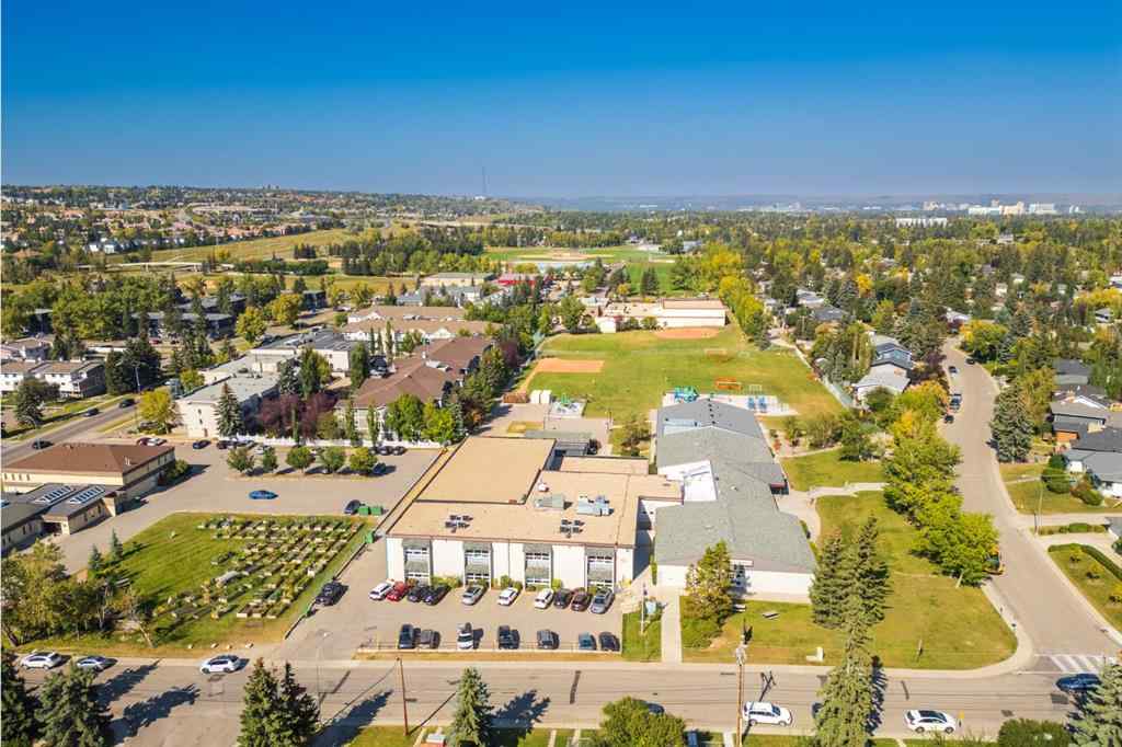 MLS® A2257169 - 5107 32 Avenue SW in Glenbrook Calgary, Residential