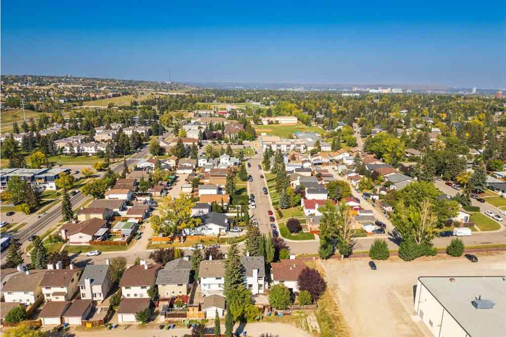 MLS® A2257169 - 5107 32 Avenue SW in Glenbrook Calgary, Residential