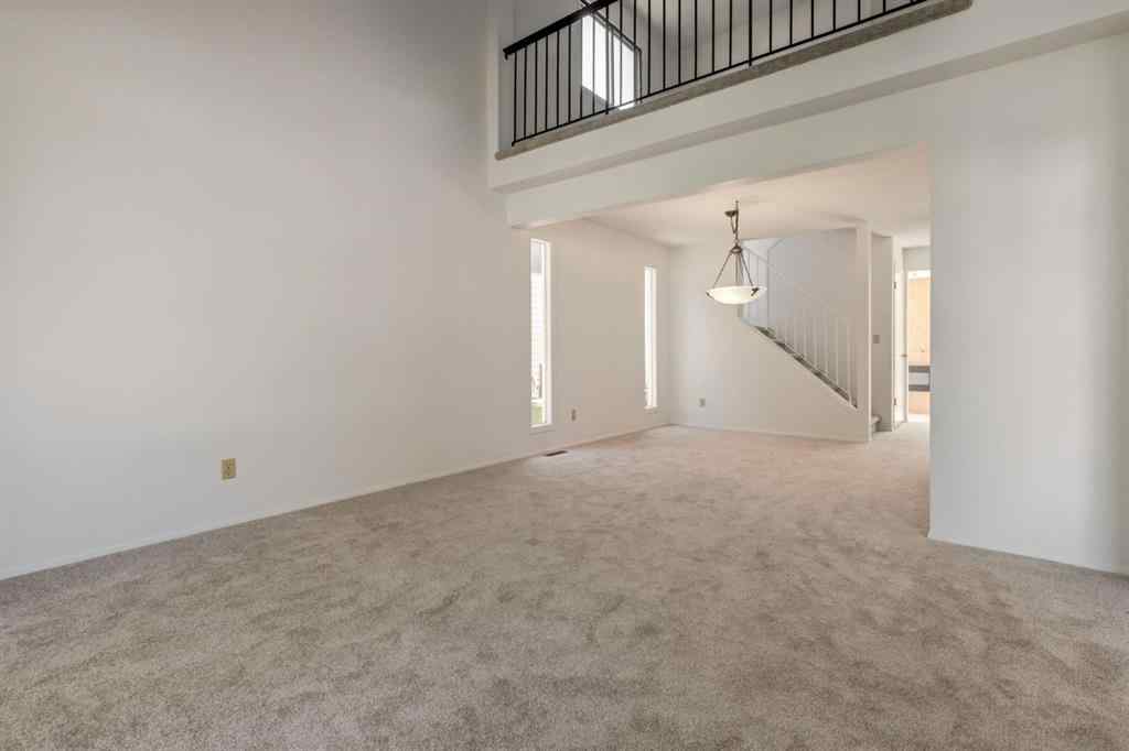 MLS® A2257169 - 5107 32 Avenue SW in Glenbrook Calgary, Residential