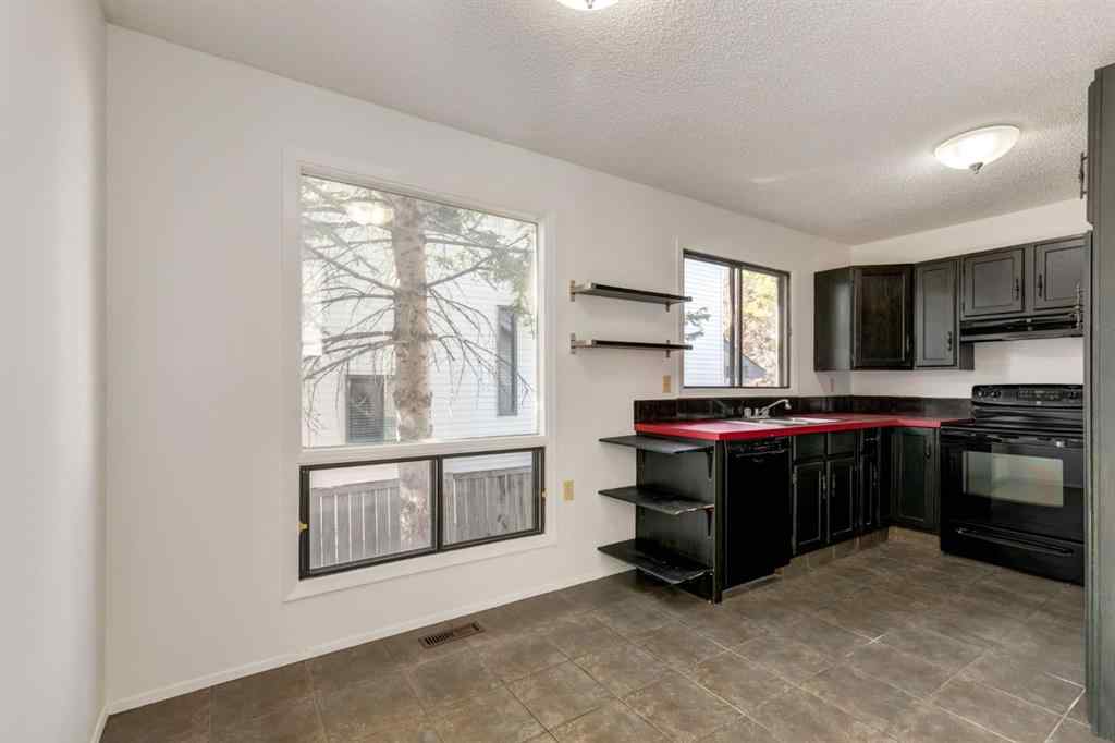 MLS® A2257169 - 5107 32 Avenue SW in Glenbrook Calgary, Residential