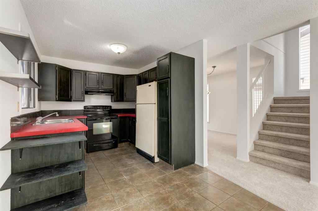 MLS® A2257169 - 5107 32 Avenue SW in Glenbrook Calgary, Residential