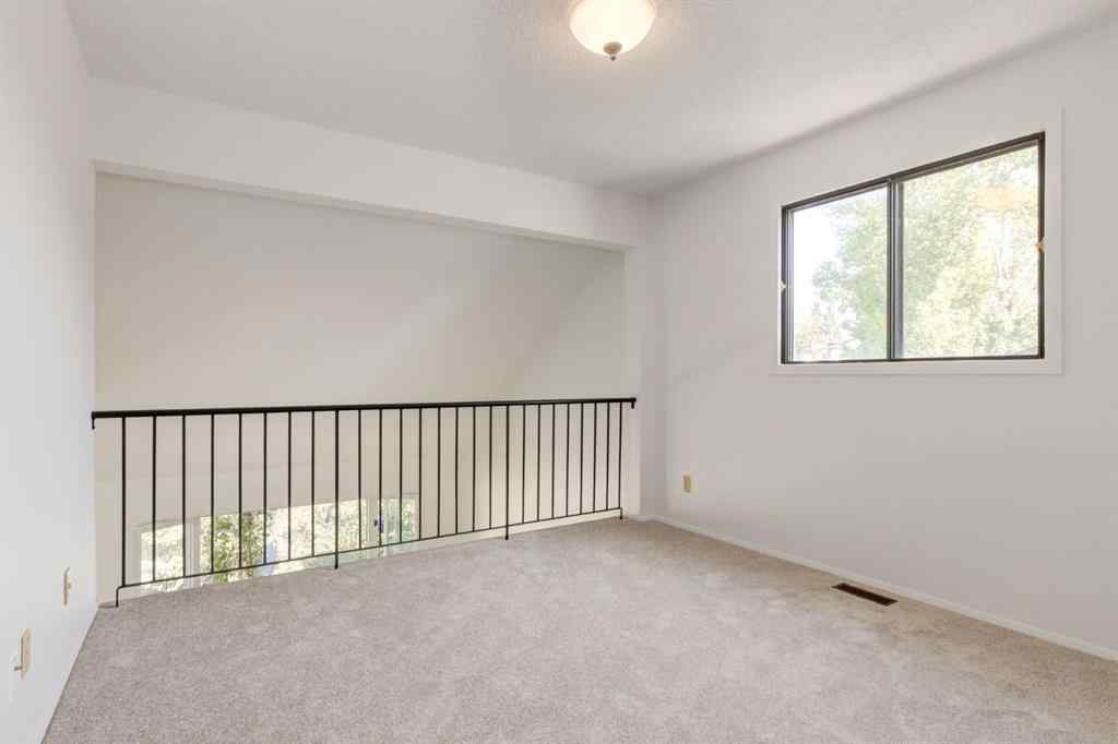 MLS® A2257169 - 5107 32 Avenue SW in Glenbrook Calgary, Residential