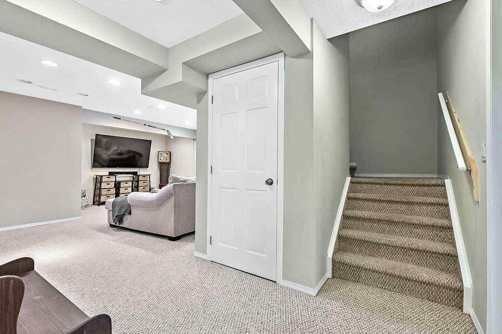 MLS® A2257172 - 83 Crystalridge Close  in Crystalridge Okotoks, Residential