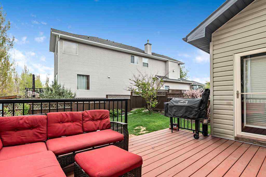 MLS® A2257172 - 83 Crystalridge Close  in Crystalridge Okotoks, Residential